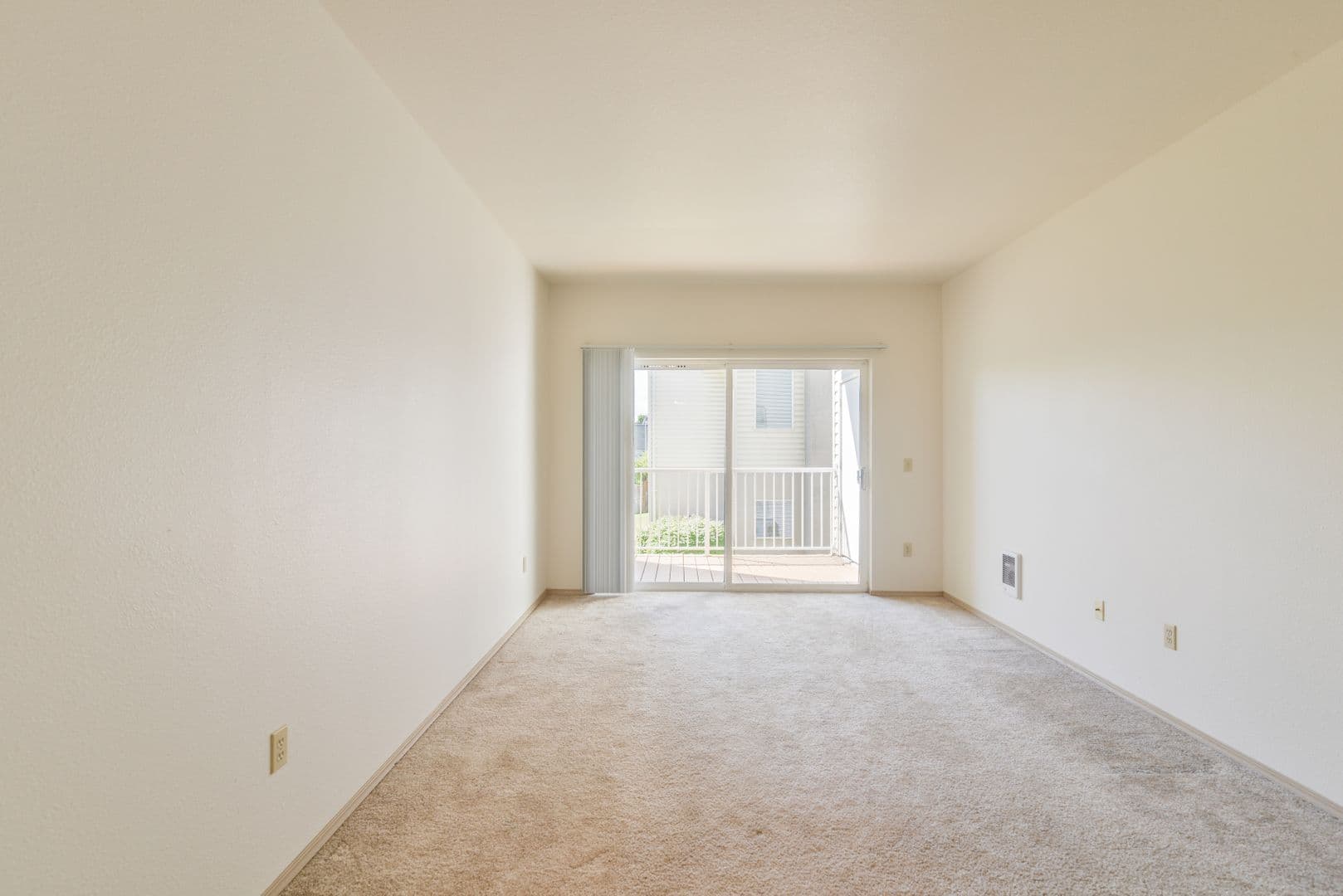 Eugene Apartment: 808 Pool Street