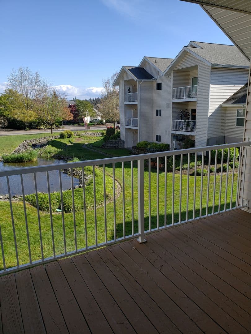 Eugene Apartment: 808 Pool Street