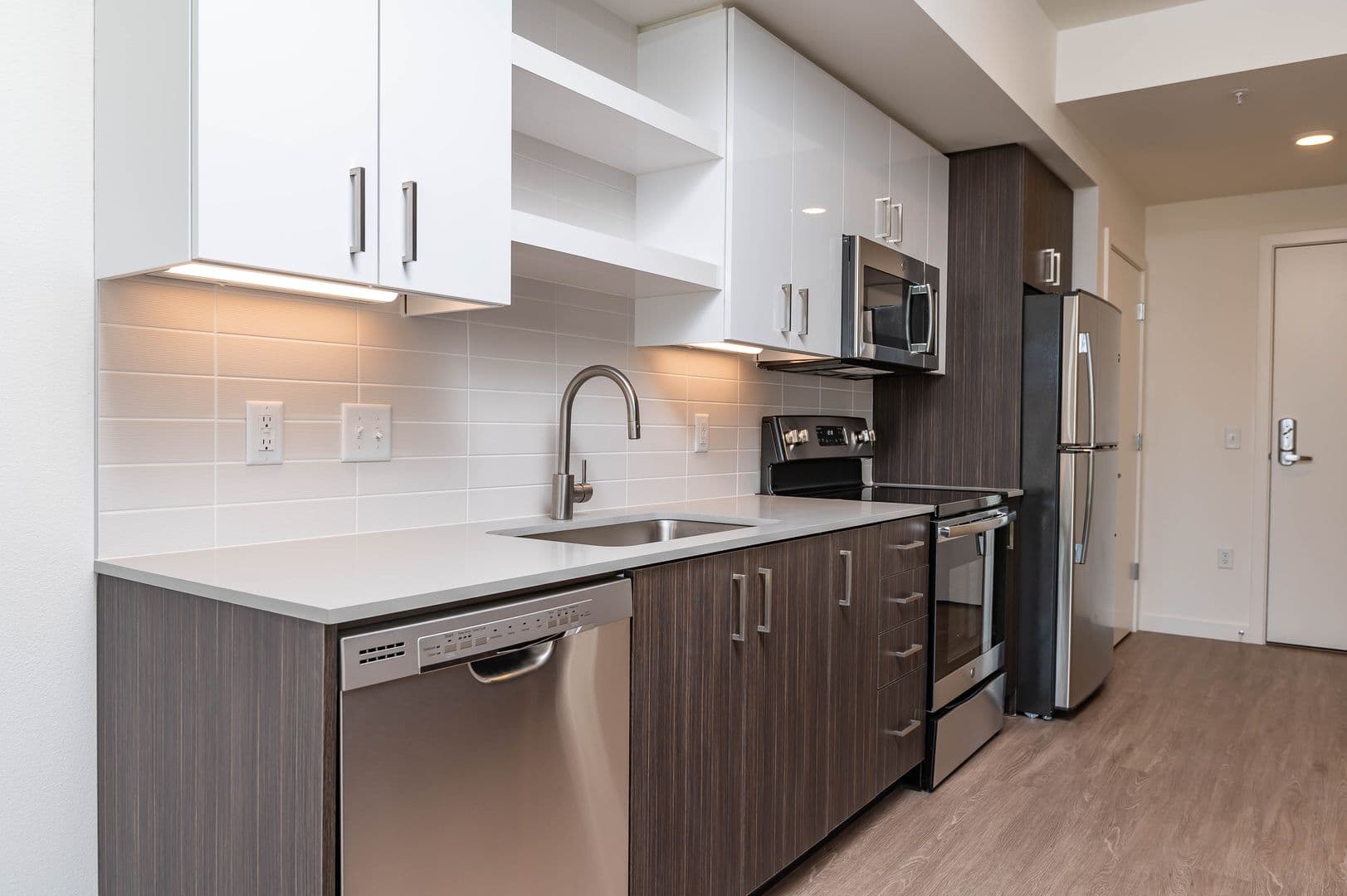 Milwaukie Apartment: 11125 SE 21st Avenue