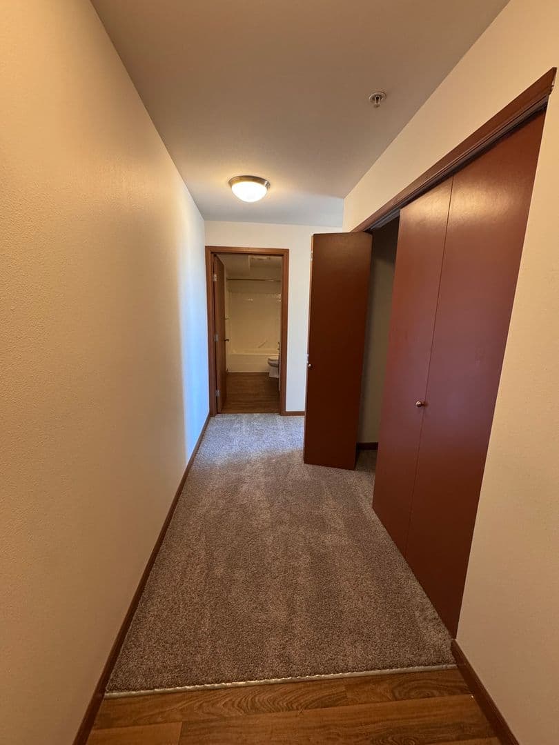 SeaTac Apartment: 21428 International Boulevard