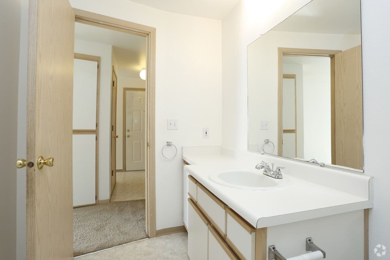 Bremerton Apartment: 4798 Parkhurst Lane NE