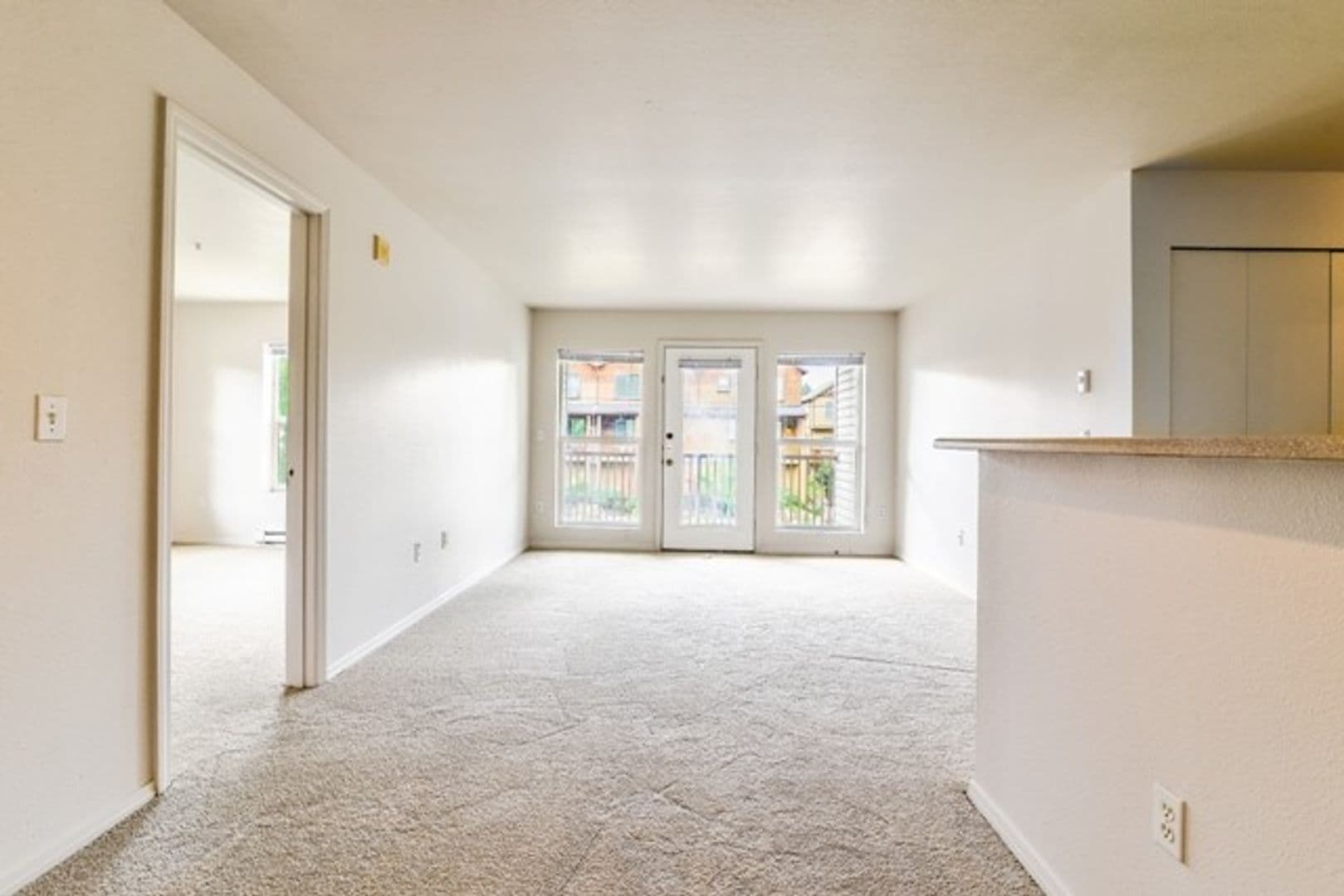 Beaverton Apartment: 915 SW 163rd Ave