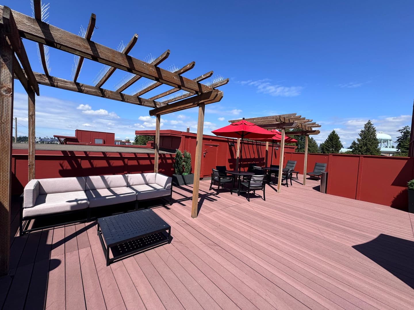 SeaTac Apartment: 21428 International Boulevard