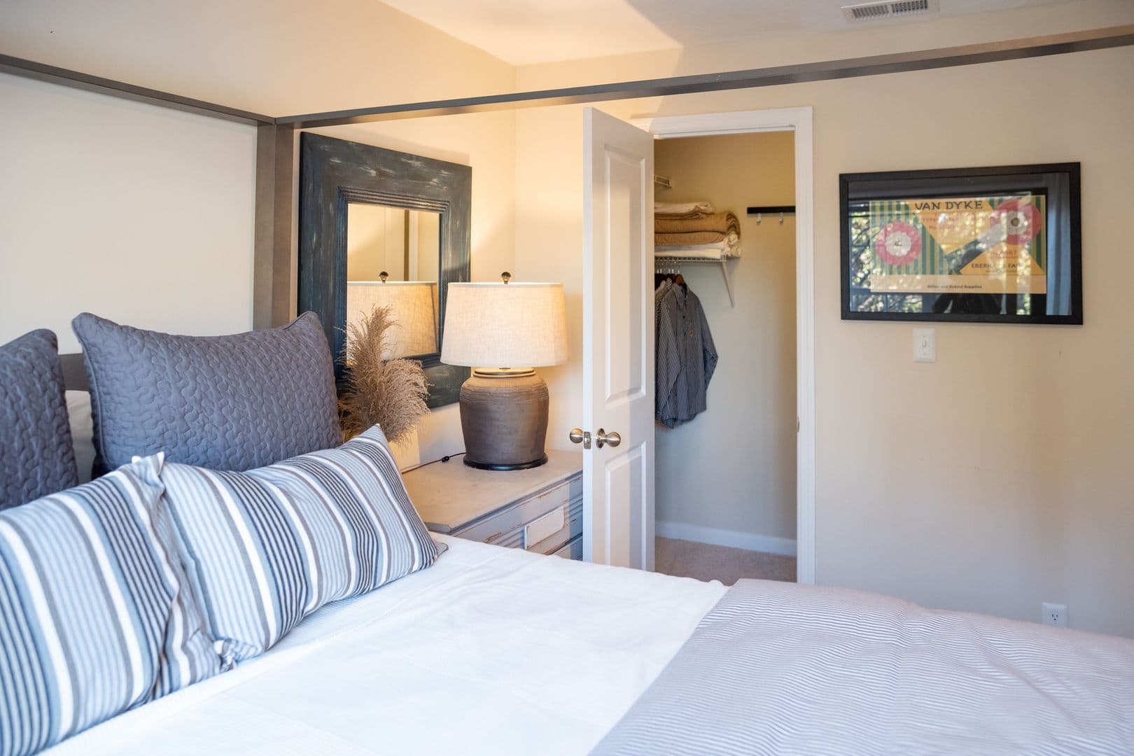Marietta Apartment: 3702 River Heights Crossing