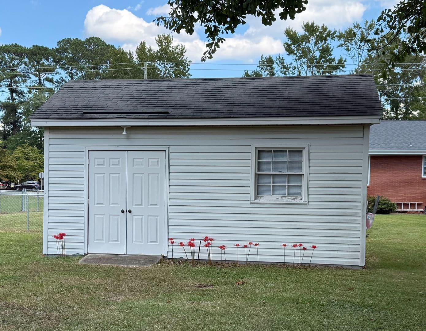 Kinston House: 2703 Sheryl Drive