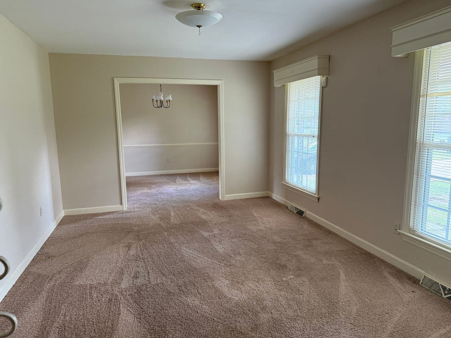 Kinston House: 2703 Sheryl Drive