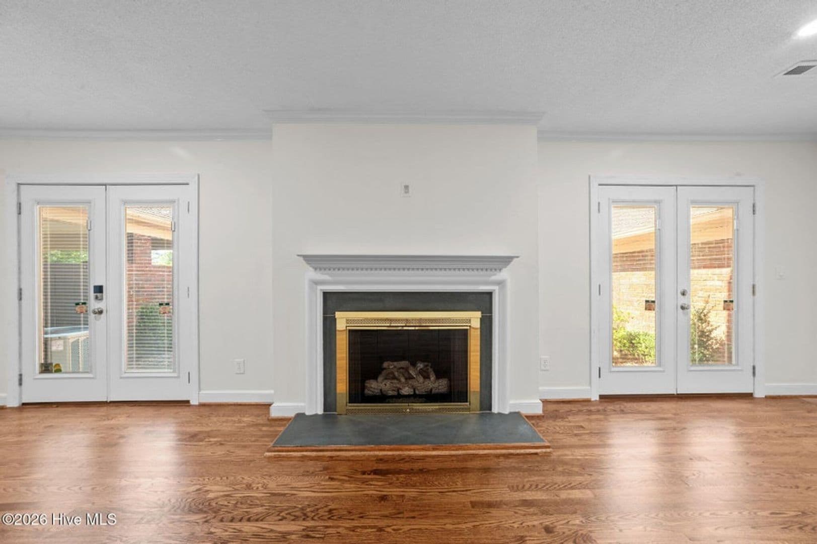 Kinstn House: 809 Greenbriar Road