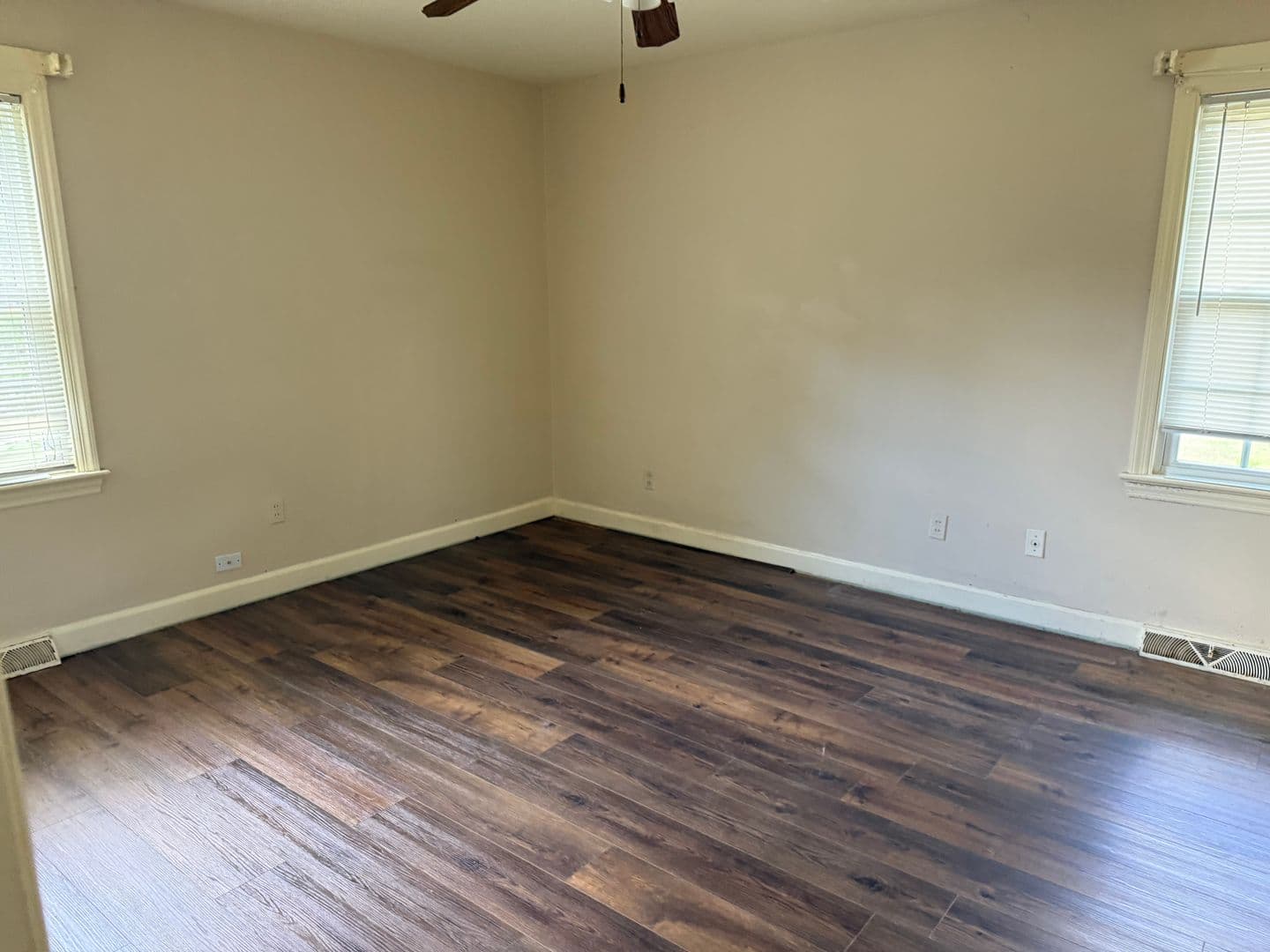 Kinston House: 2703 Sheryl Drive
