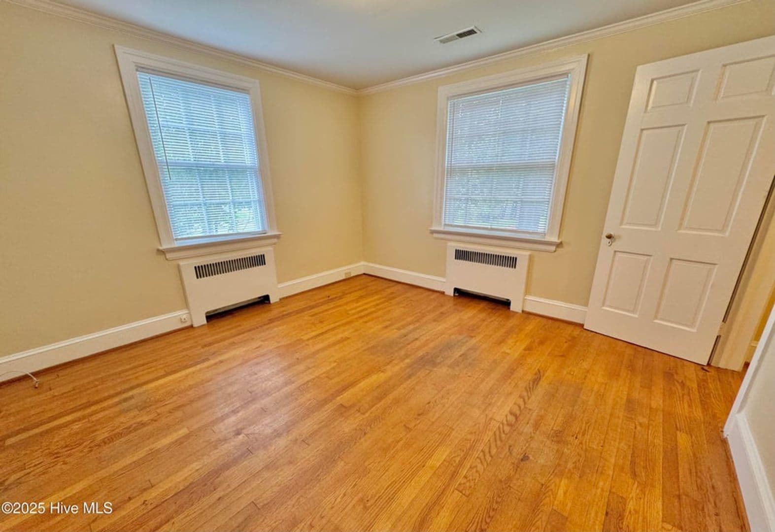 Kinston House: 306 Wilson Ave.
