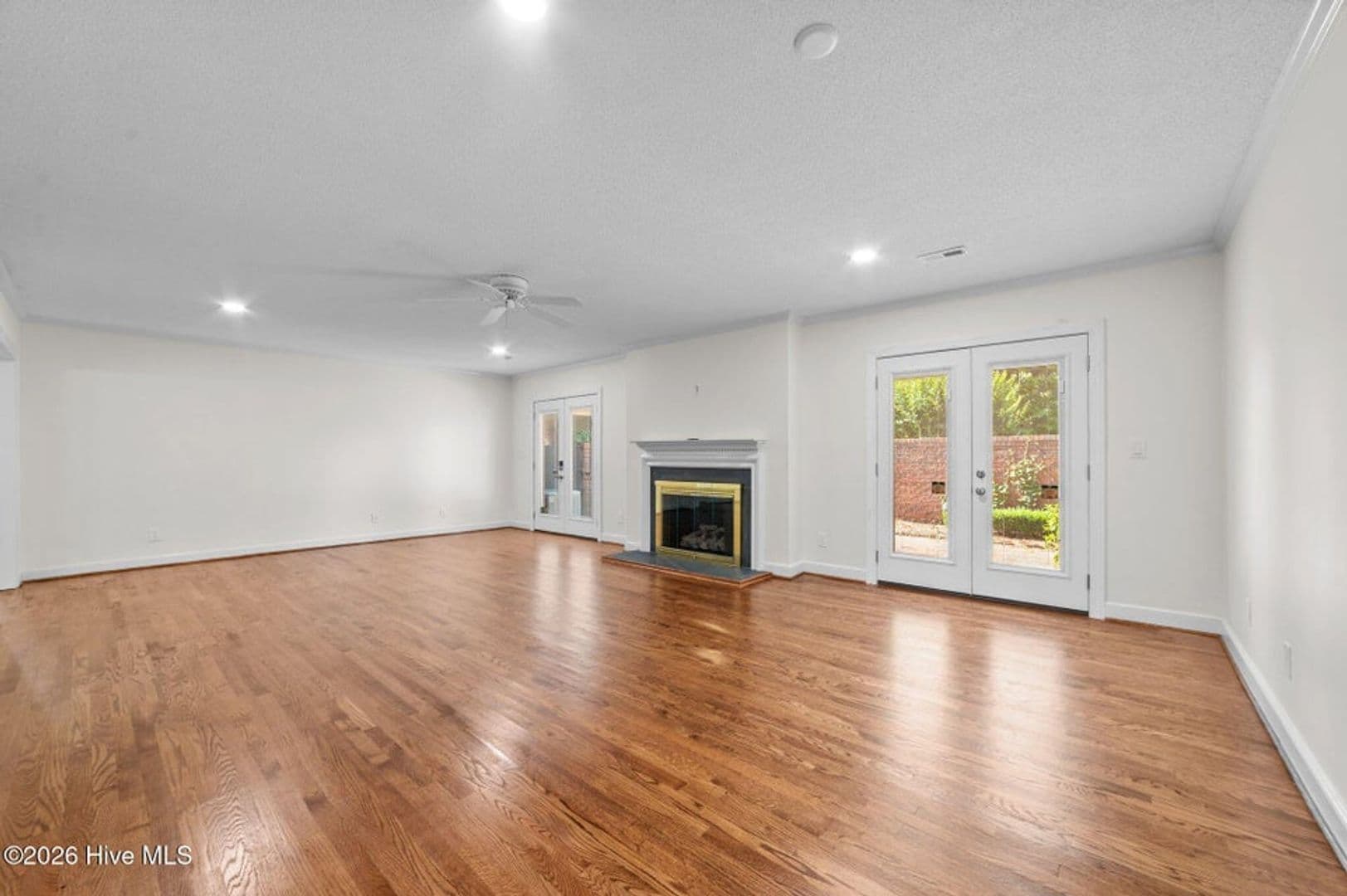 Kinstn House: 809 Greenbriar Road