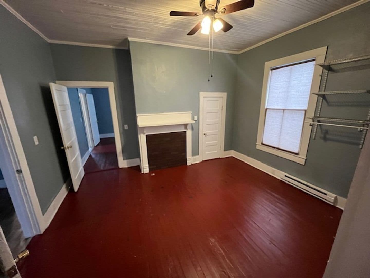 Kinston House: 305 Stough Al