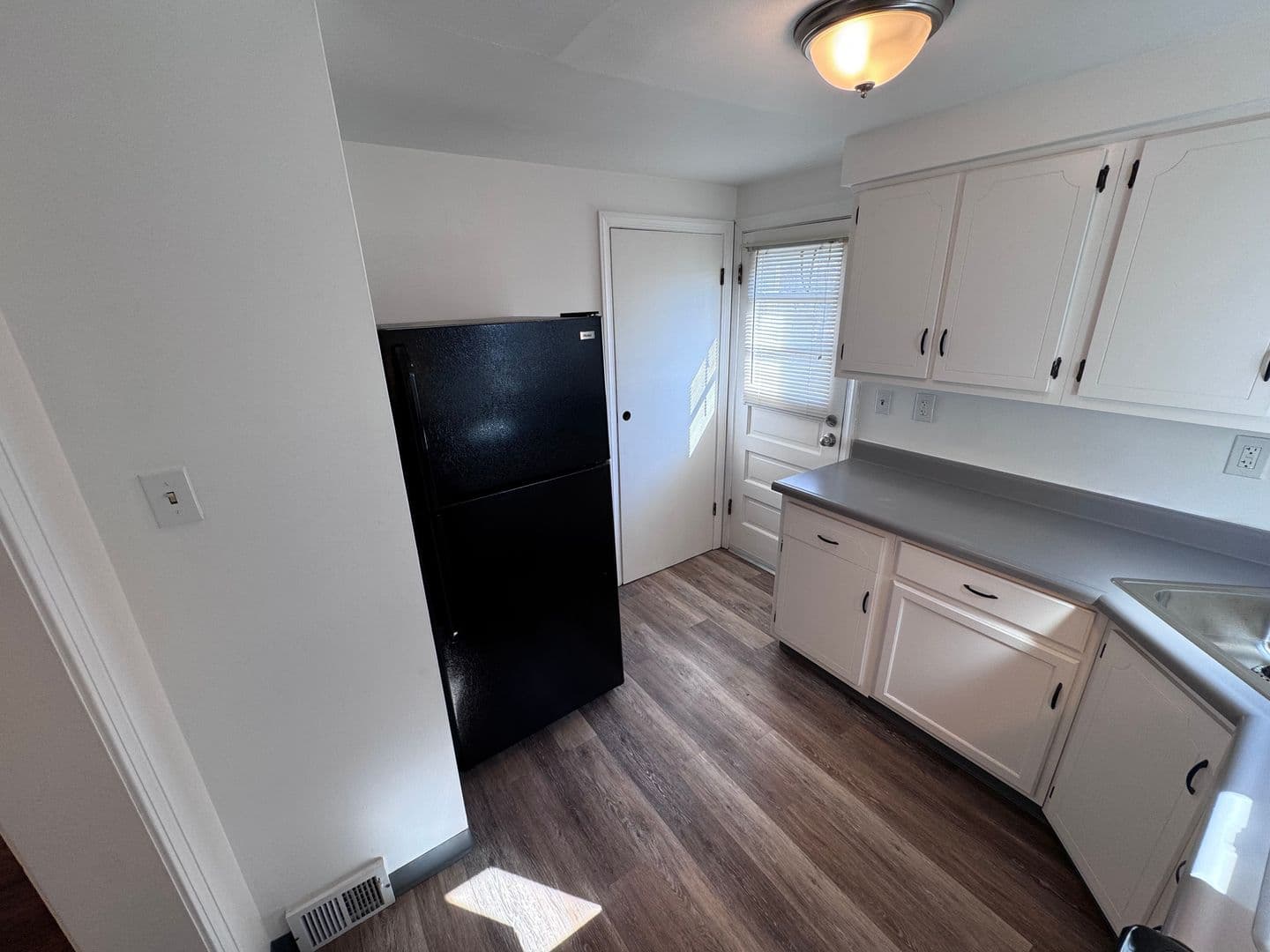 Duquesne House: 1017 Orchard Ct.