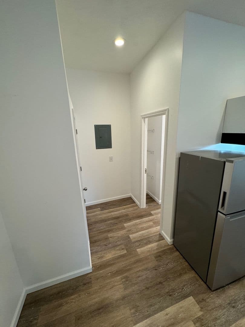 McKeesport Apartment: 3403 Walnut Street