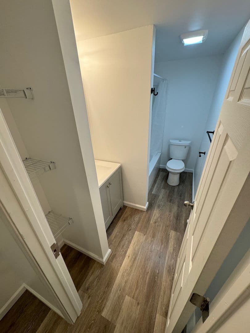 McKeesport Apartment: 3403 Walnut Street