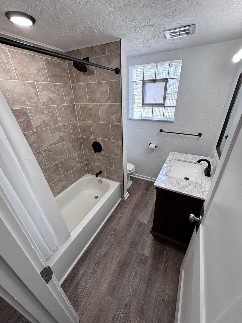 McKeesport House: 3211 Walnut Street