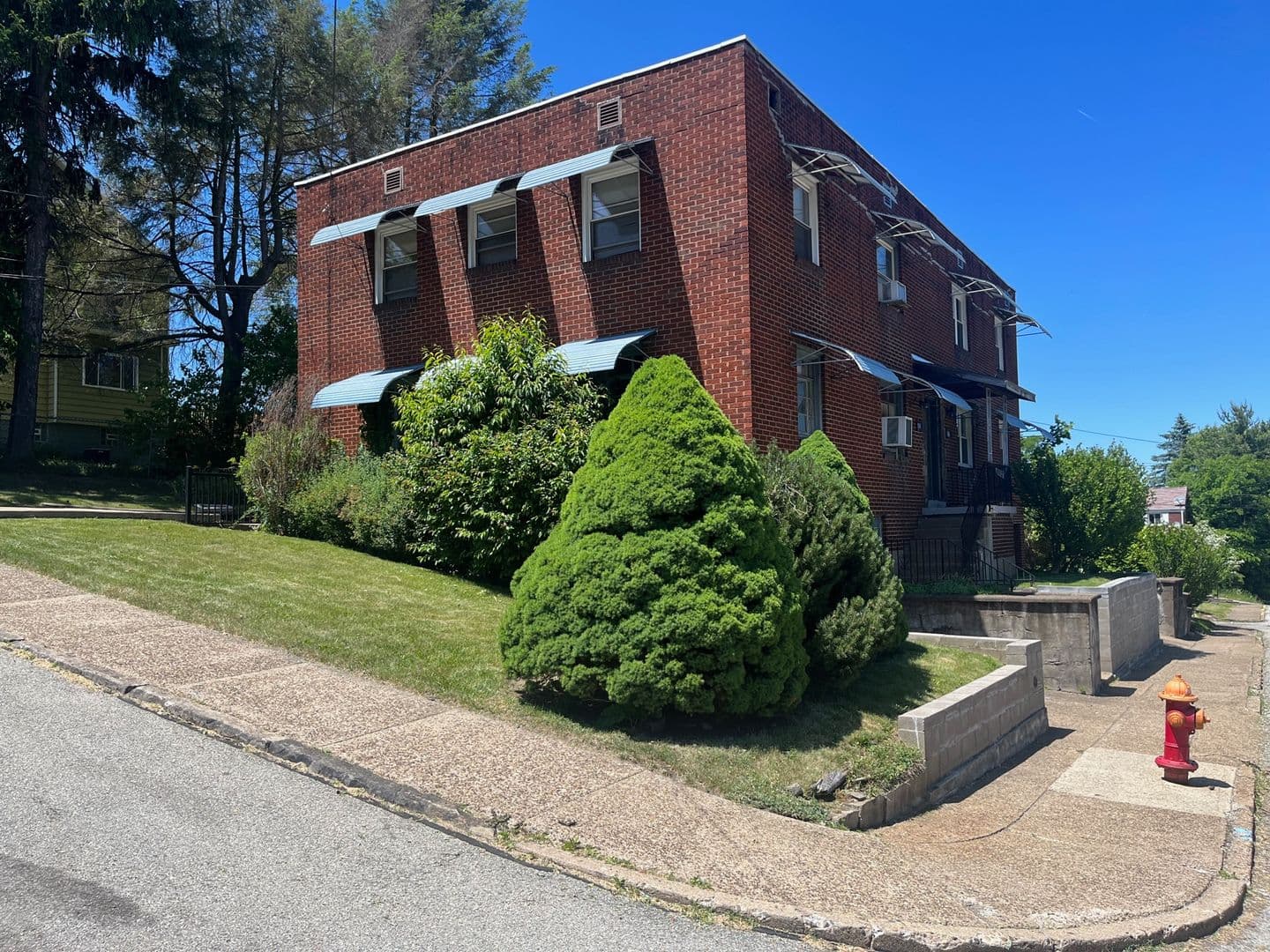 McKeesport Apartment: 1114-1116 Ohio Street
