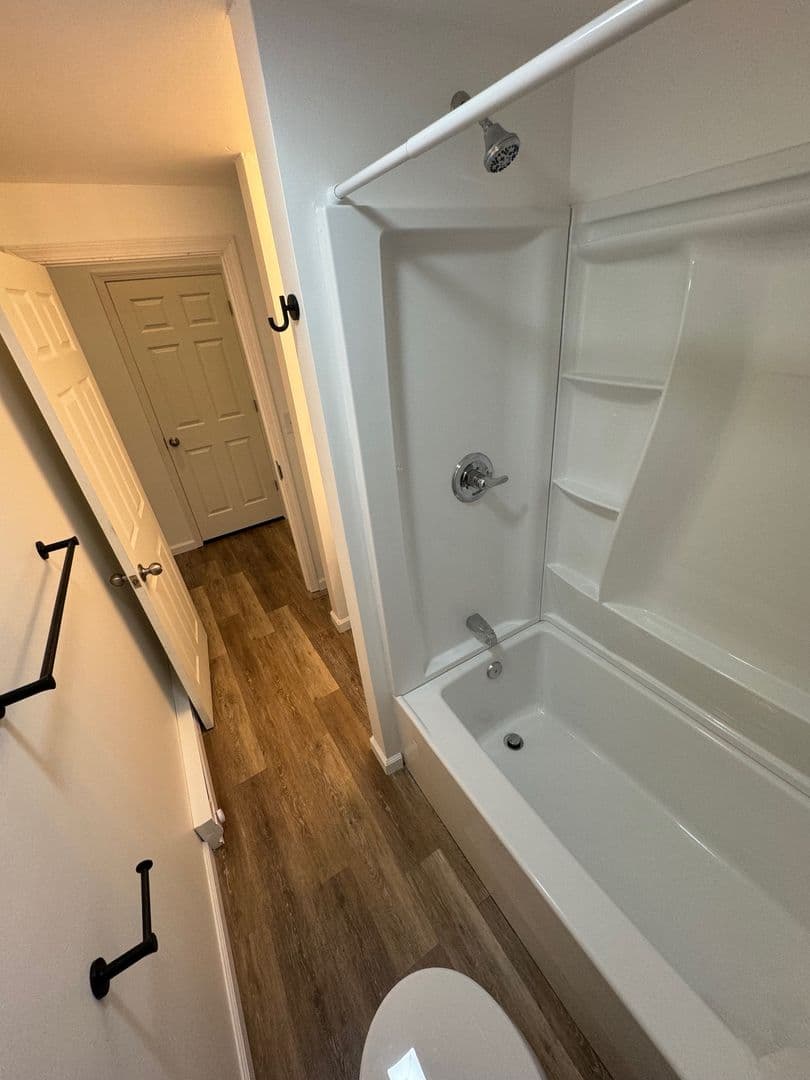McKeesport Apartment: 3403 Walnut Street