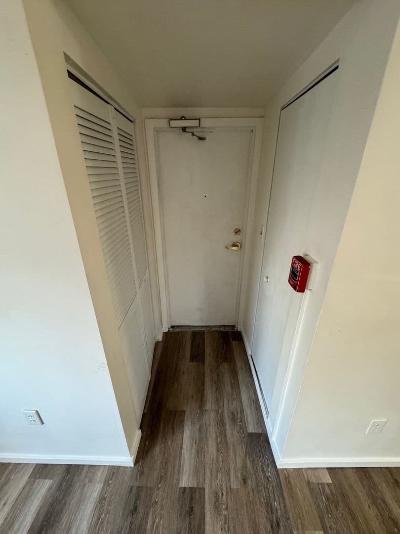 Clairton Apartment: 357 Mitchell Ave