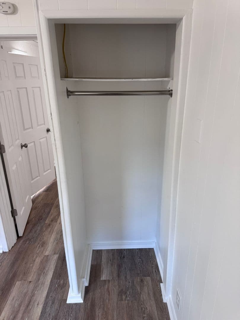 McKeesport Apartment: 2918 Walnut Street