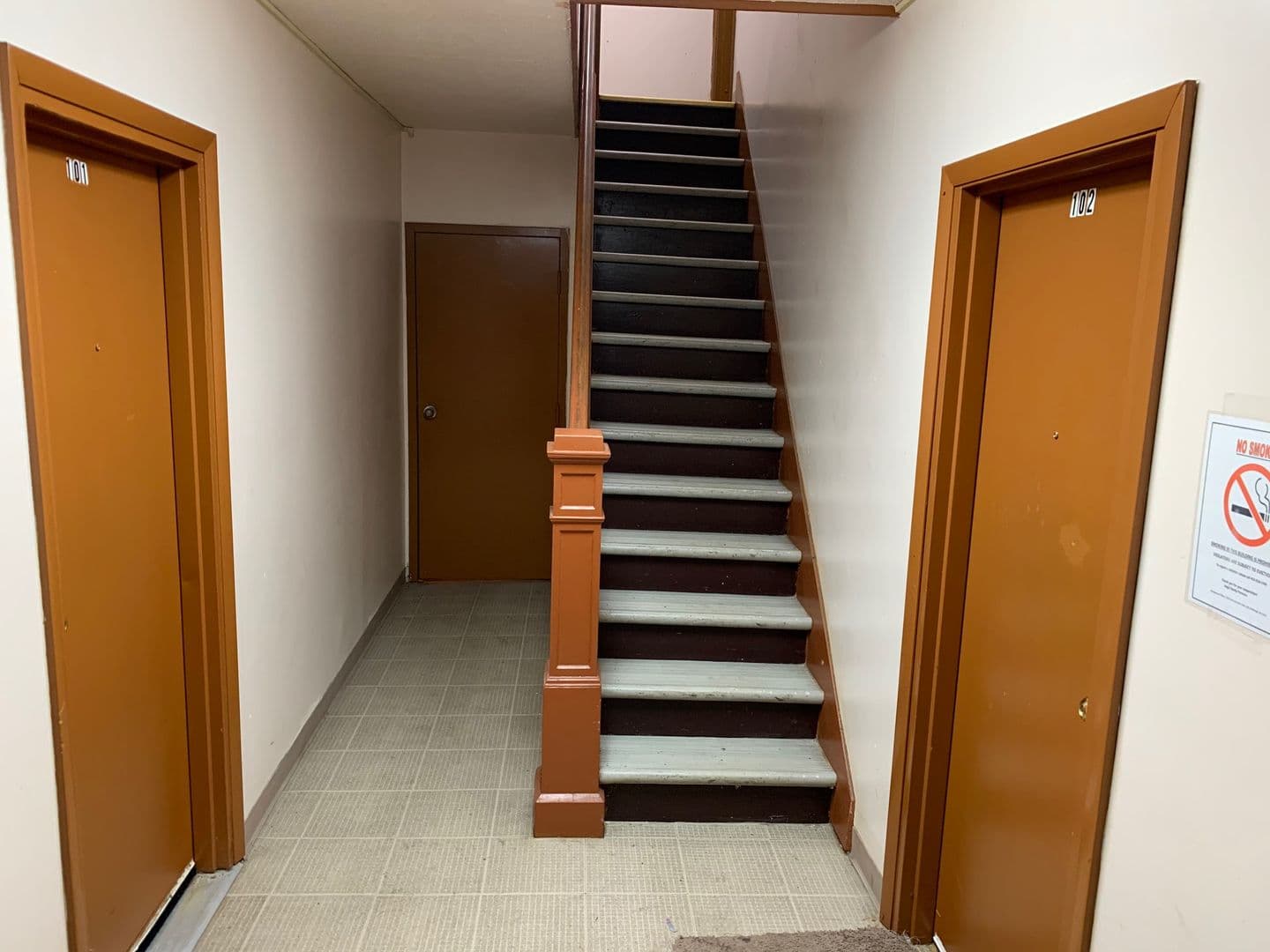 Clairton Apartment: 357 Mitchell Ave