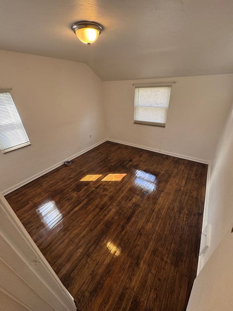 Duquesne House: 1017 Orchard Ct.
