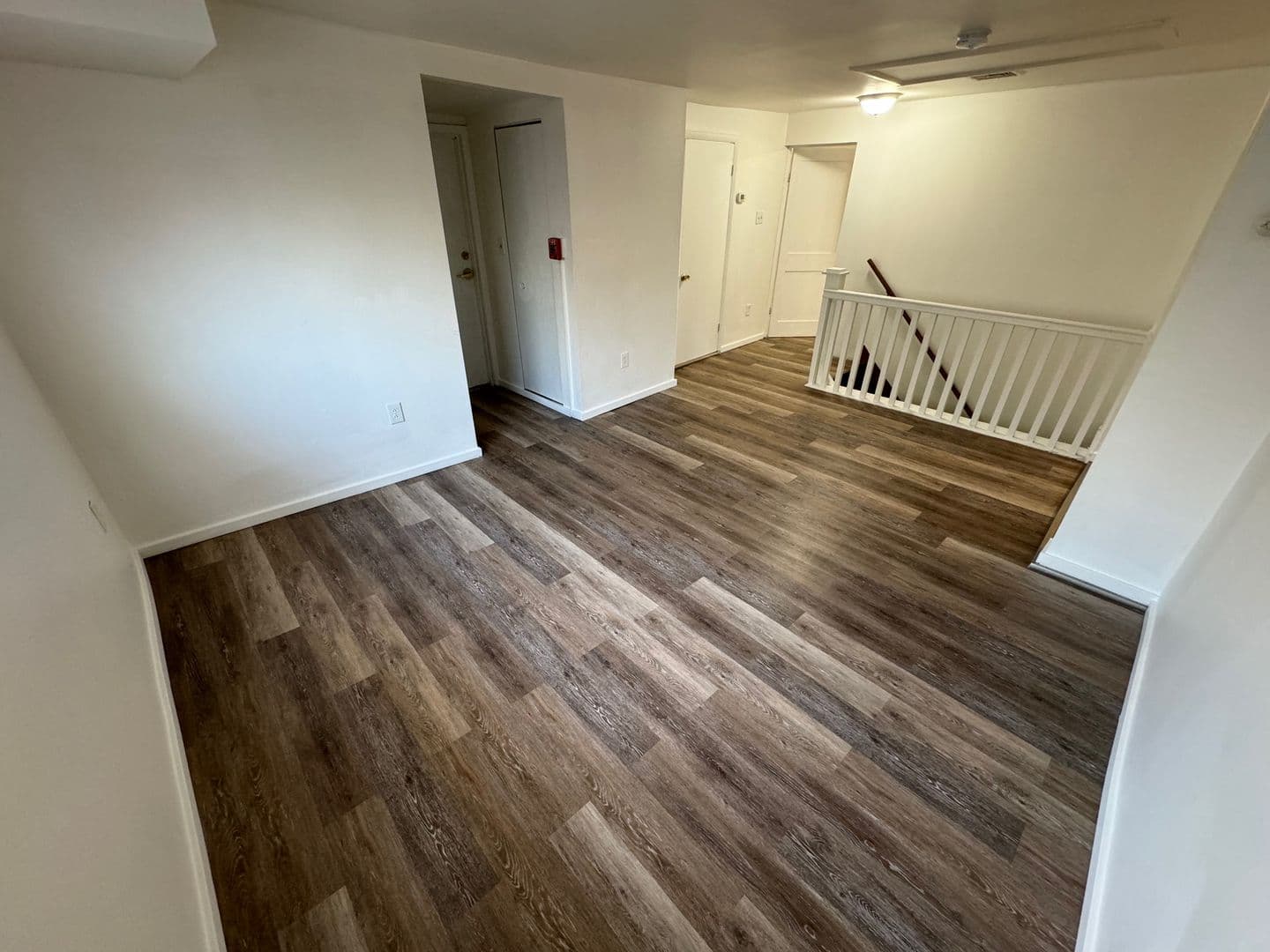 Clairton Apartment: 357 Mitchell Ave