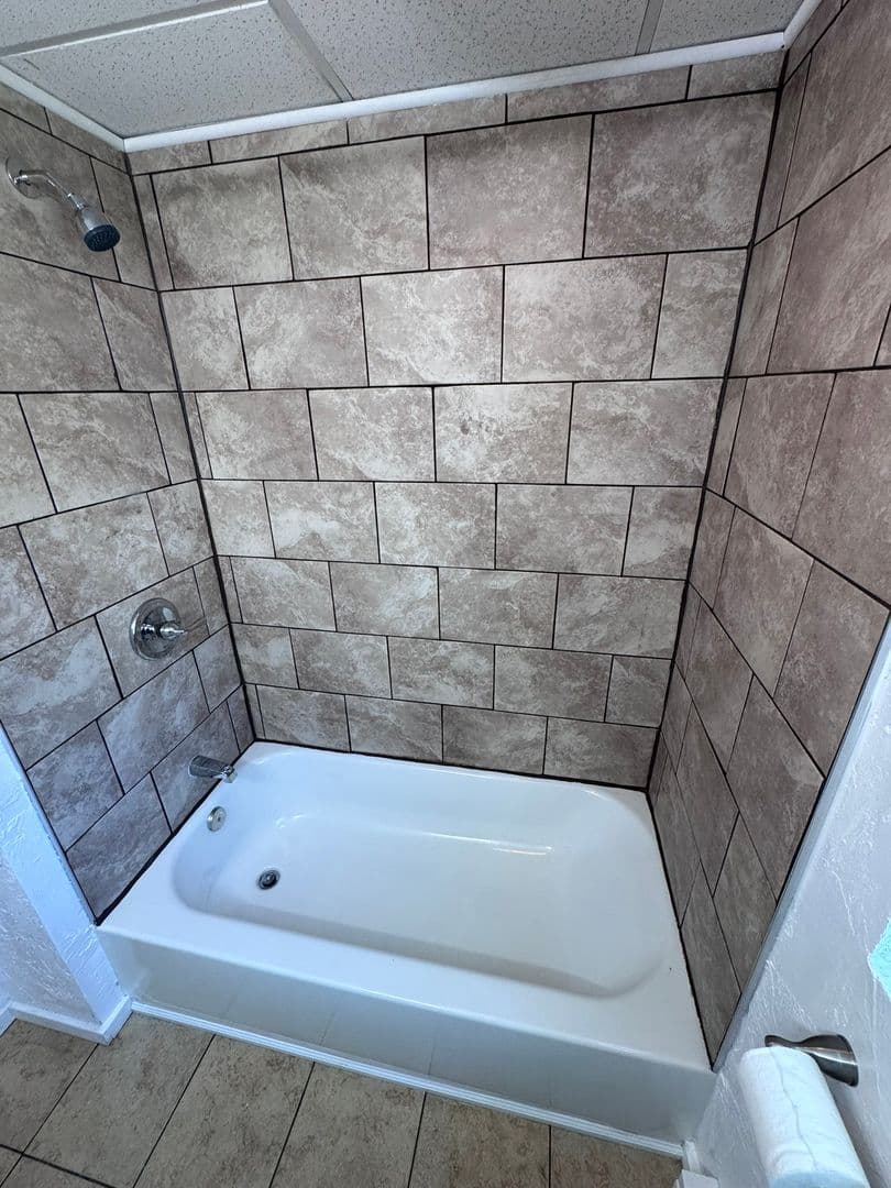 McKeesport Apartment: 2918 Walnut Street