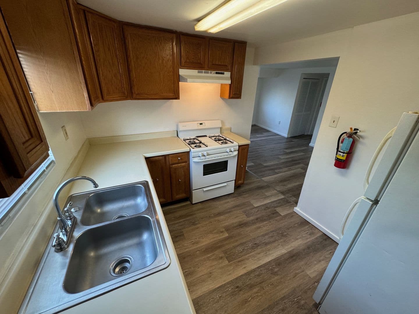 Clairton Apartment: 357 Mitchell Ave