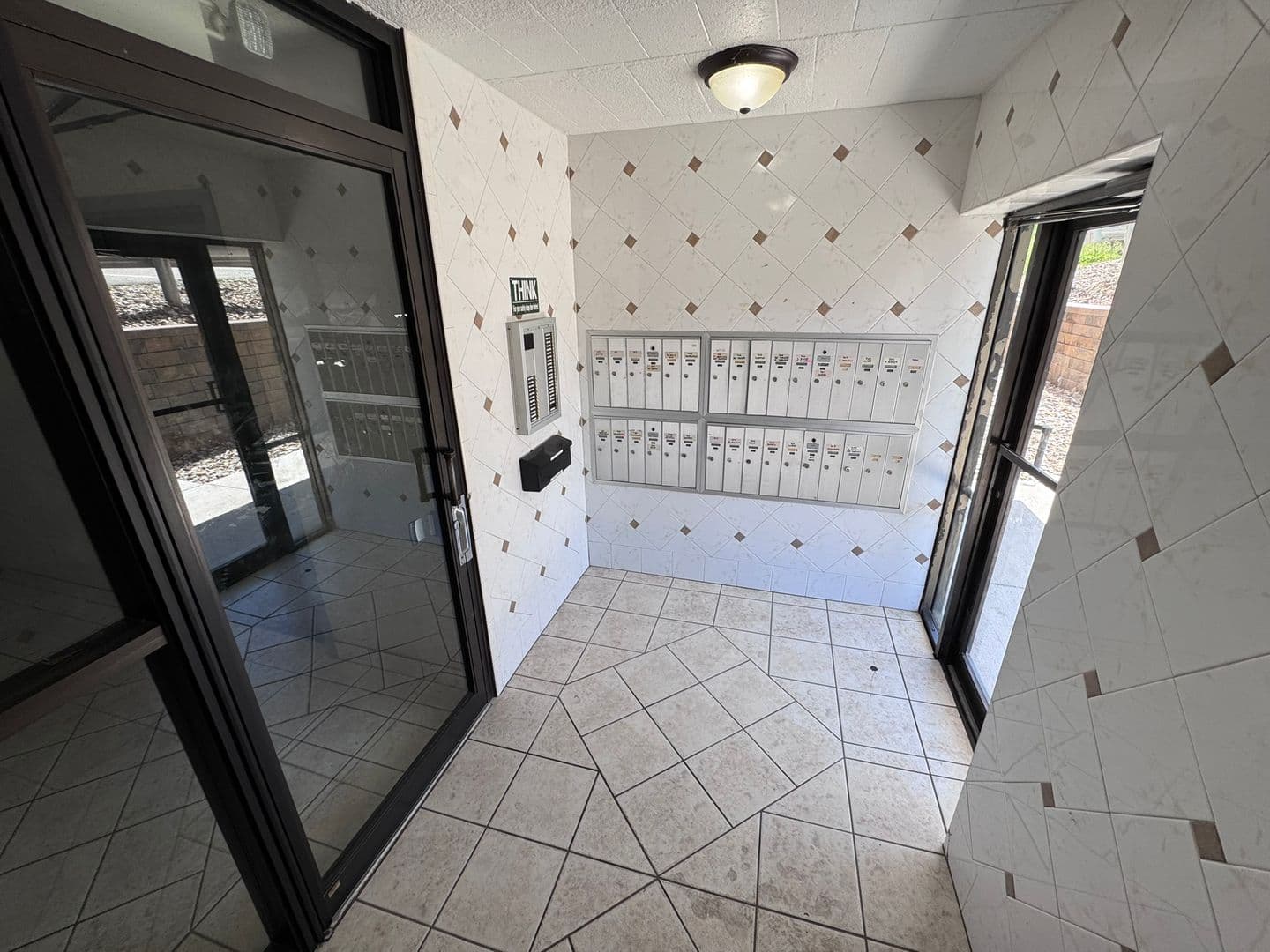 McKeesport Apartment: 604 Shaw Ave