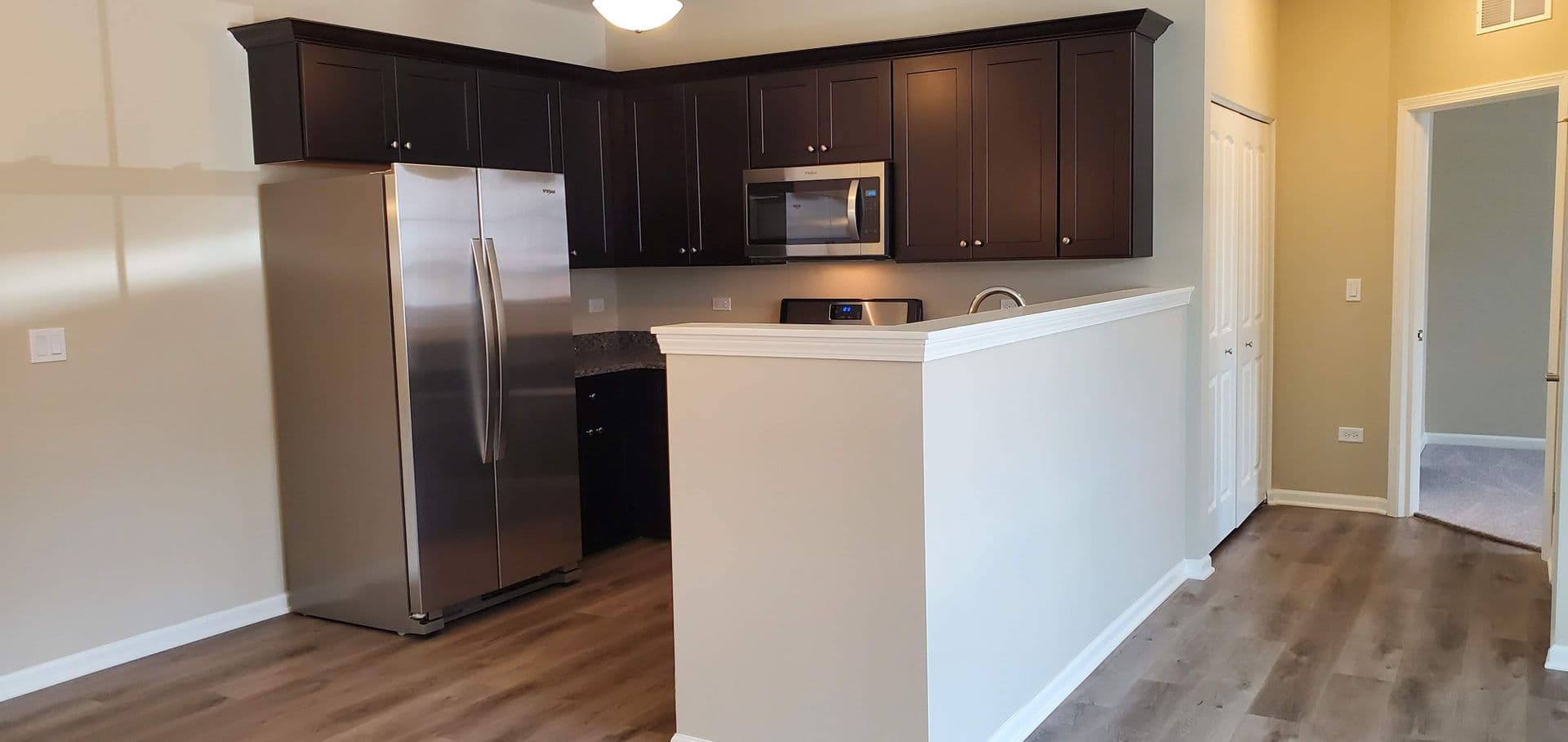 Joliet Apartment: 517 Timber Pointe Drive
