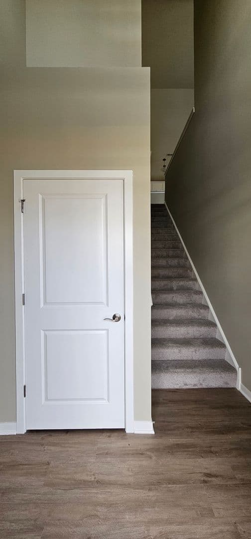 Joliet Condo: 200-230 Timber Ridge Court