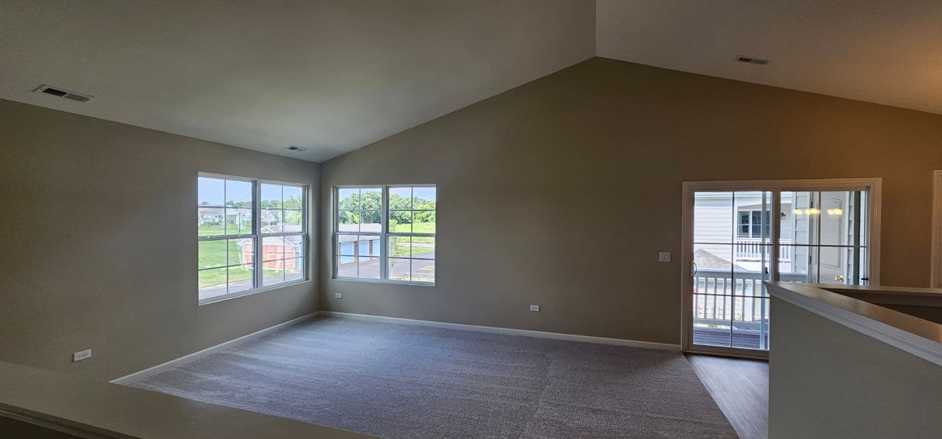 Joliet Apartment: 500-522 Timber Pointe Dr