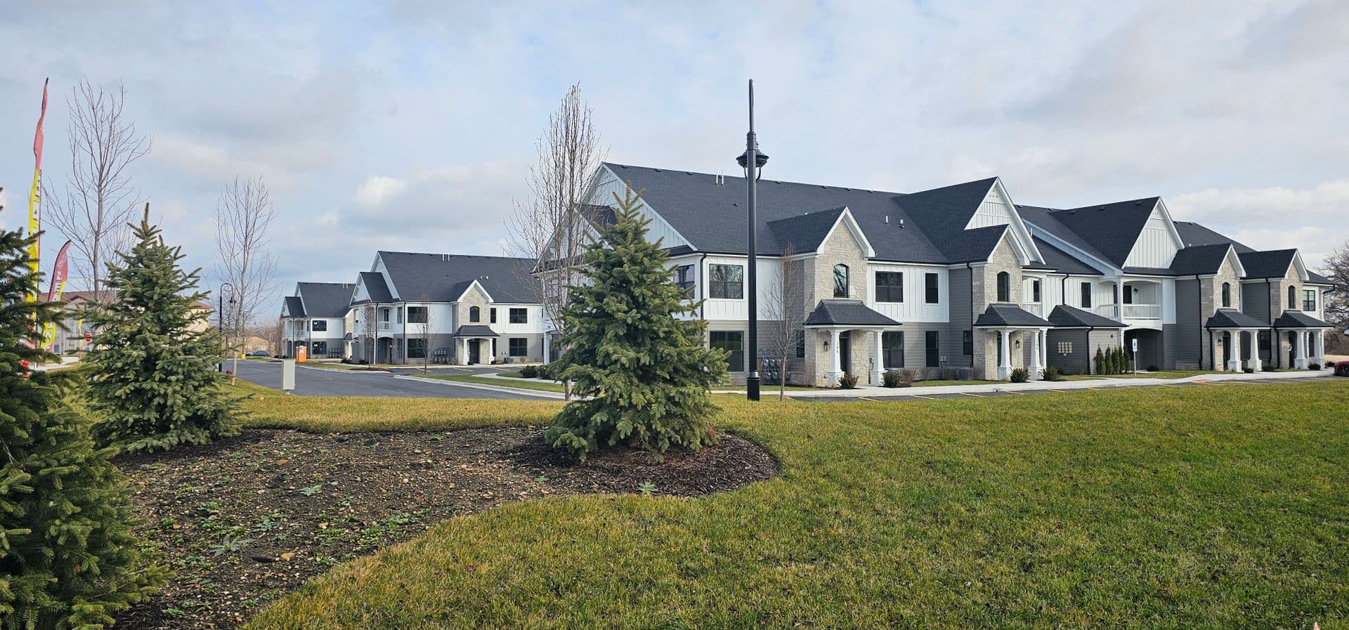 Joliet Condo: 200-230 Timber Ridge Court