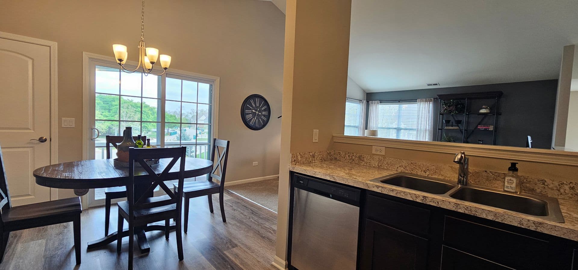 Joliet Apartment: 4300-4330 Timber Ridge Ct
