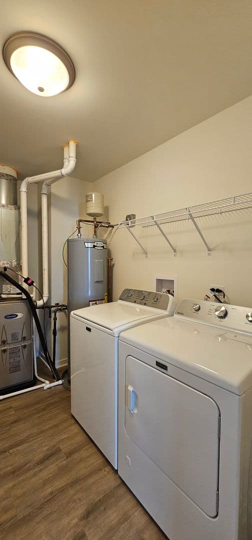 Joliet Condo: 200-230 Timber Ridge Court