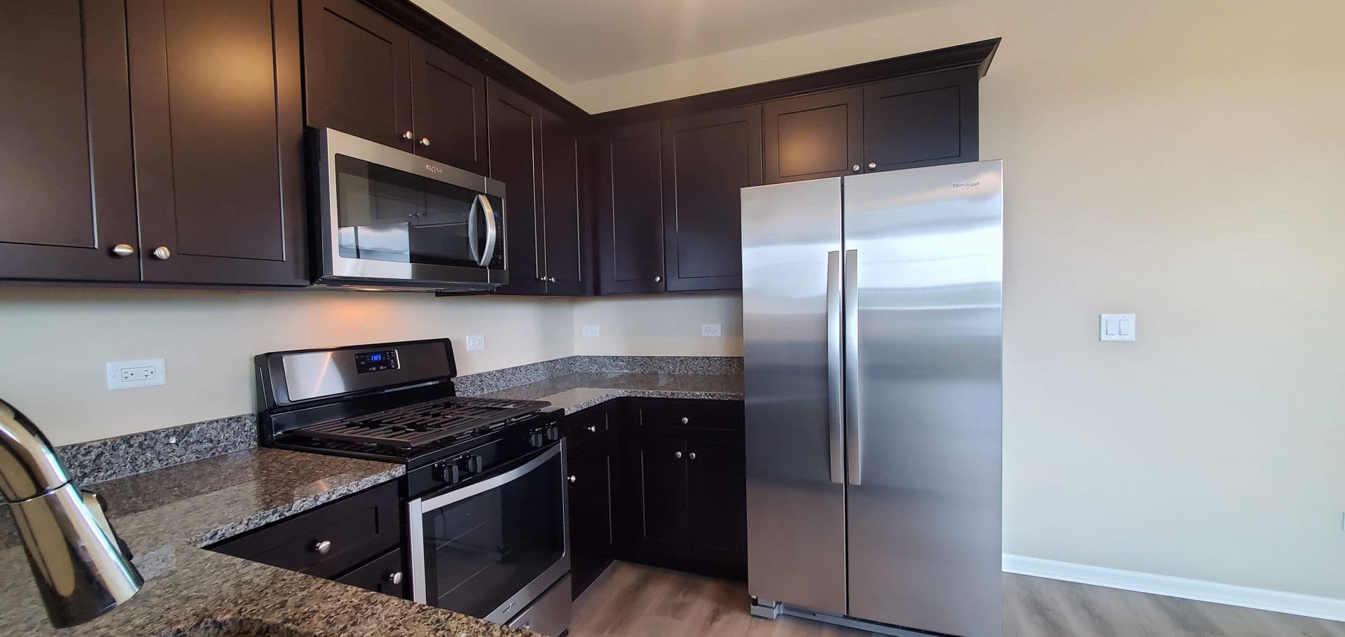 Joliet Apartment: 511 Timber Pointe Drive