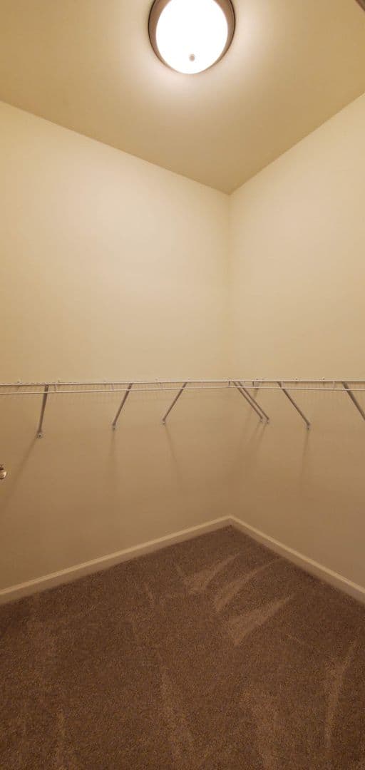 Joliet Apartment: 517 Timber Pointe Drive