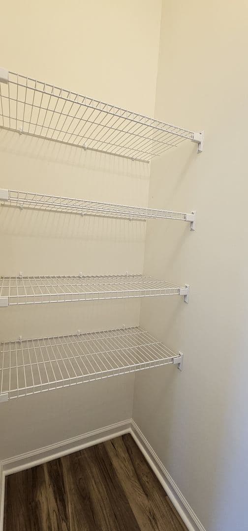 Joliet Apartment: 434-464 Timber Pointe Drive