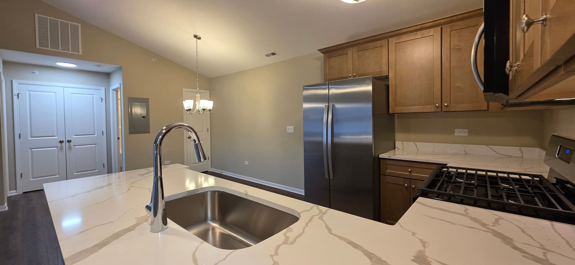 Joliet Apartment: 394 Timber Pointe Drive