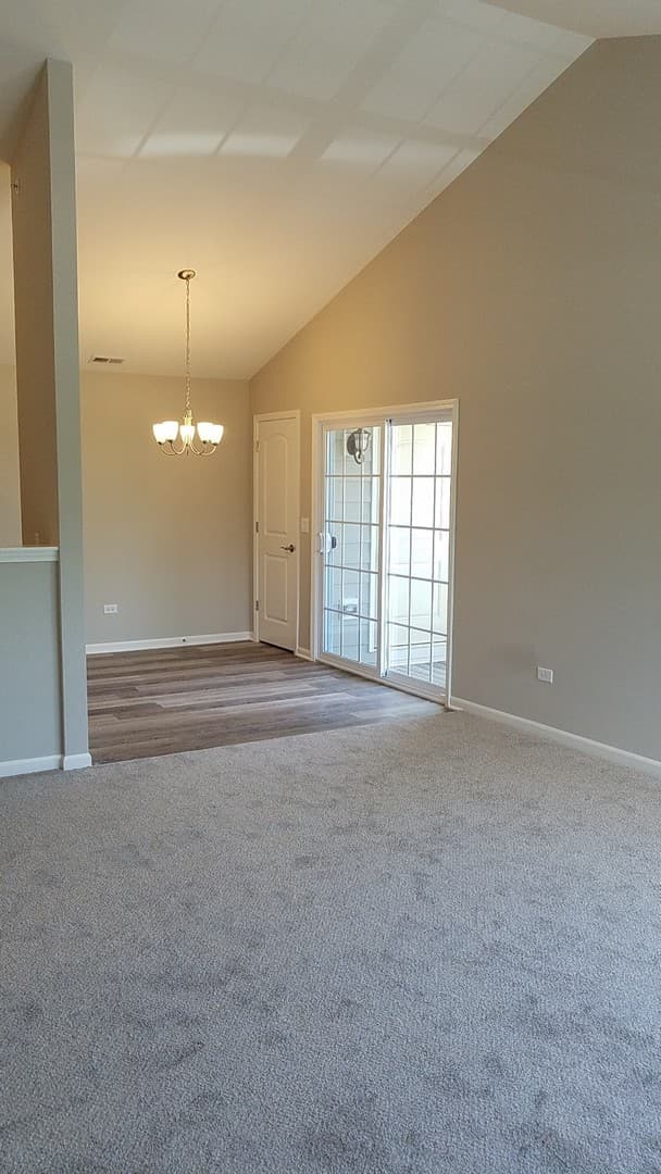 Joliet Apartment: 4334-4364 Timber Ridge Ct
