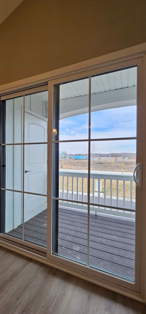Joliet Condo: 200-230 Timber Ridge Court