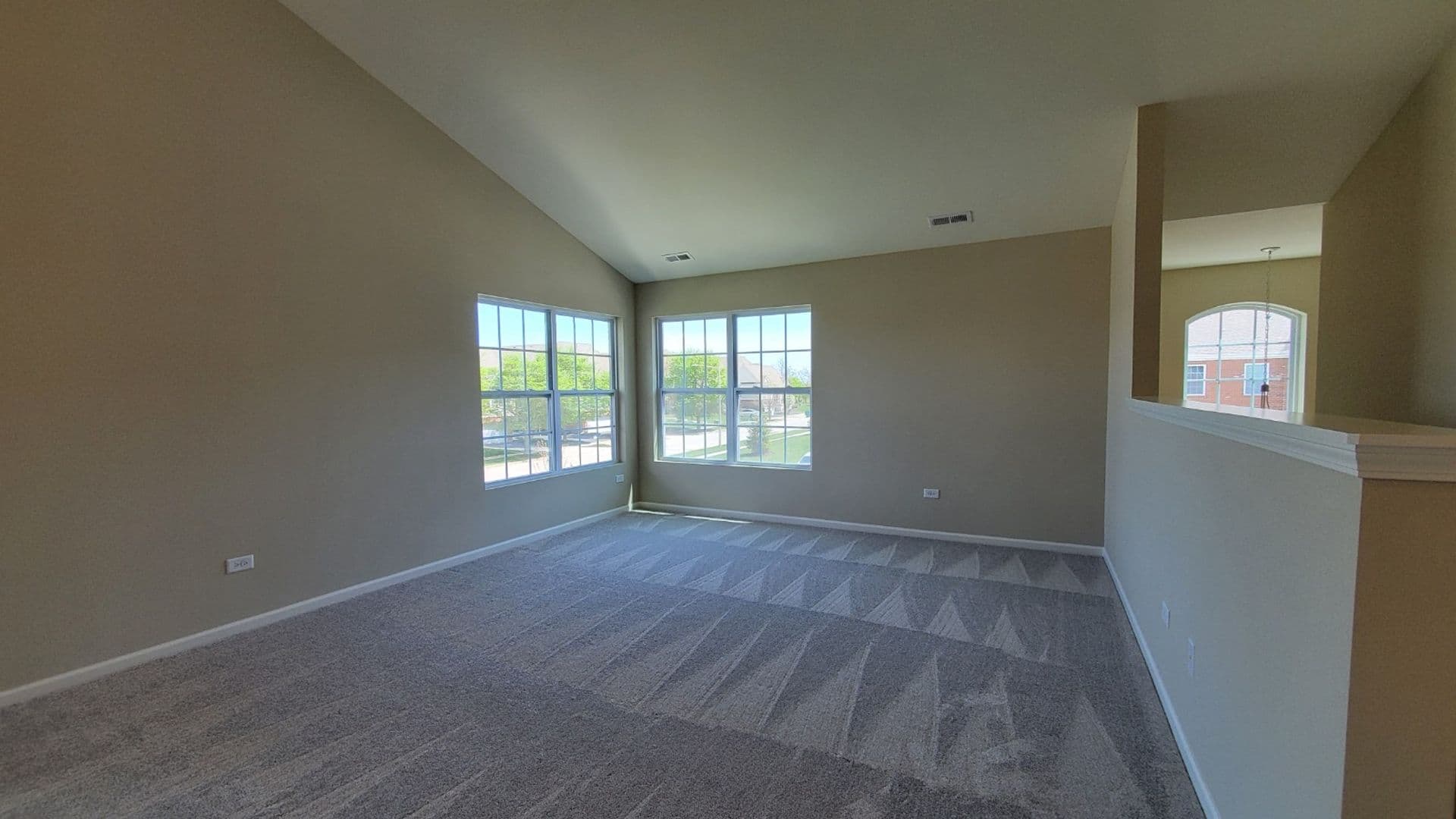 Shorewood Apartment: 467-497 Timber Pointe Dr