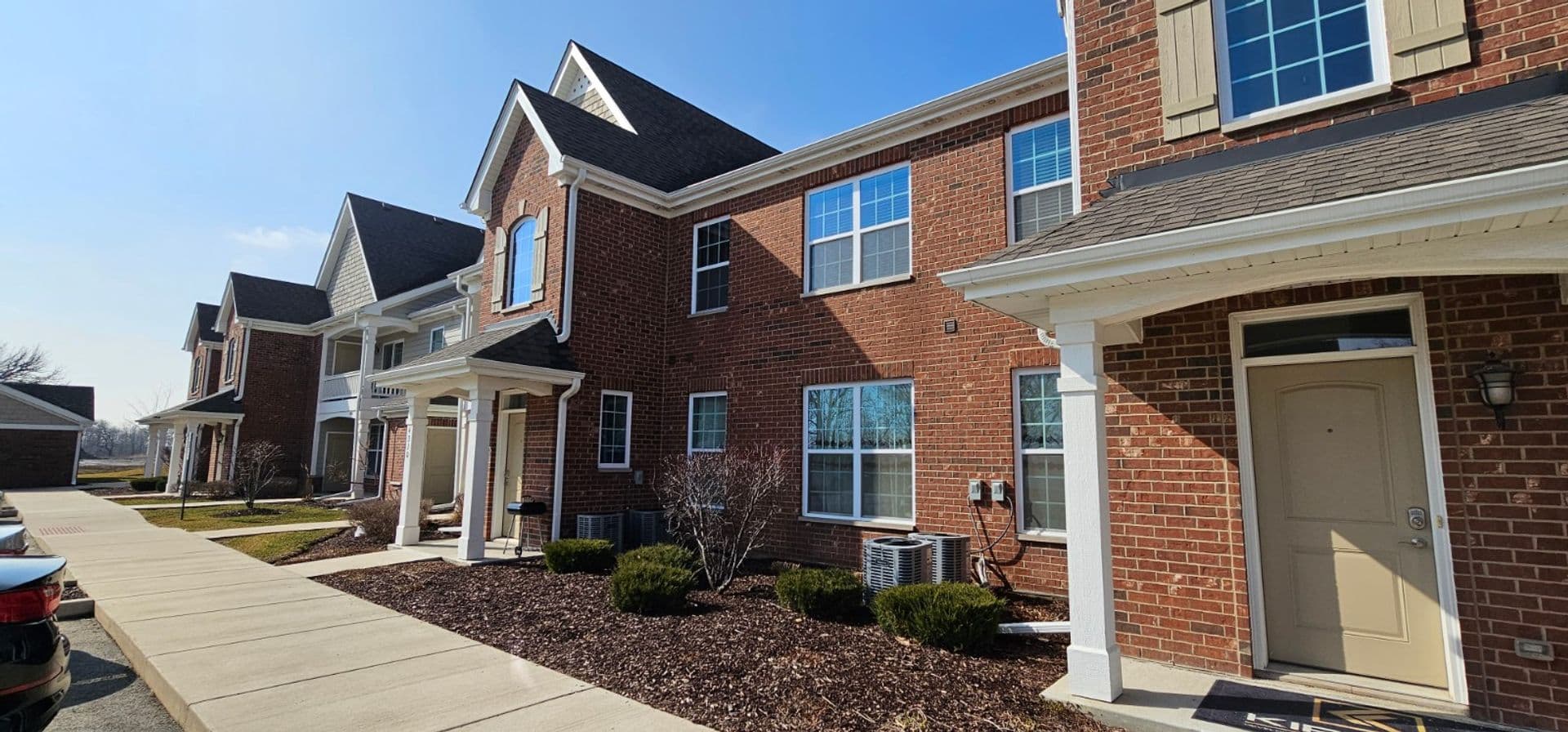 Joliet Apartment: 4370 Timber Ridge Court