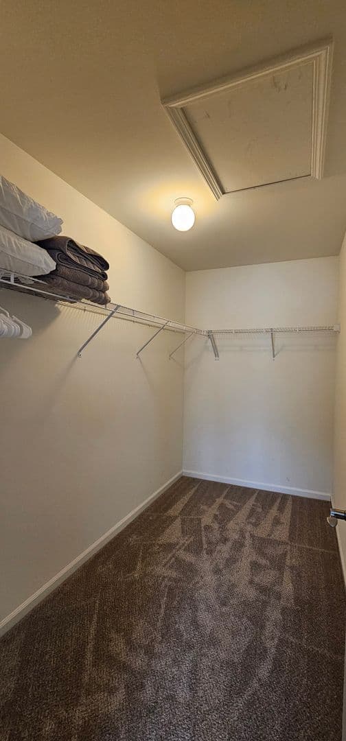 Joliet Apartment: 4300-4330 Timber Ridge Ct
