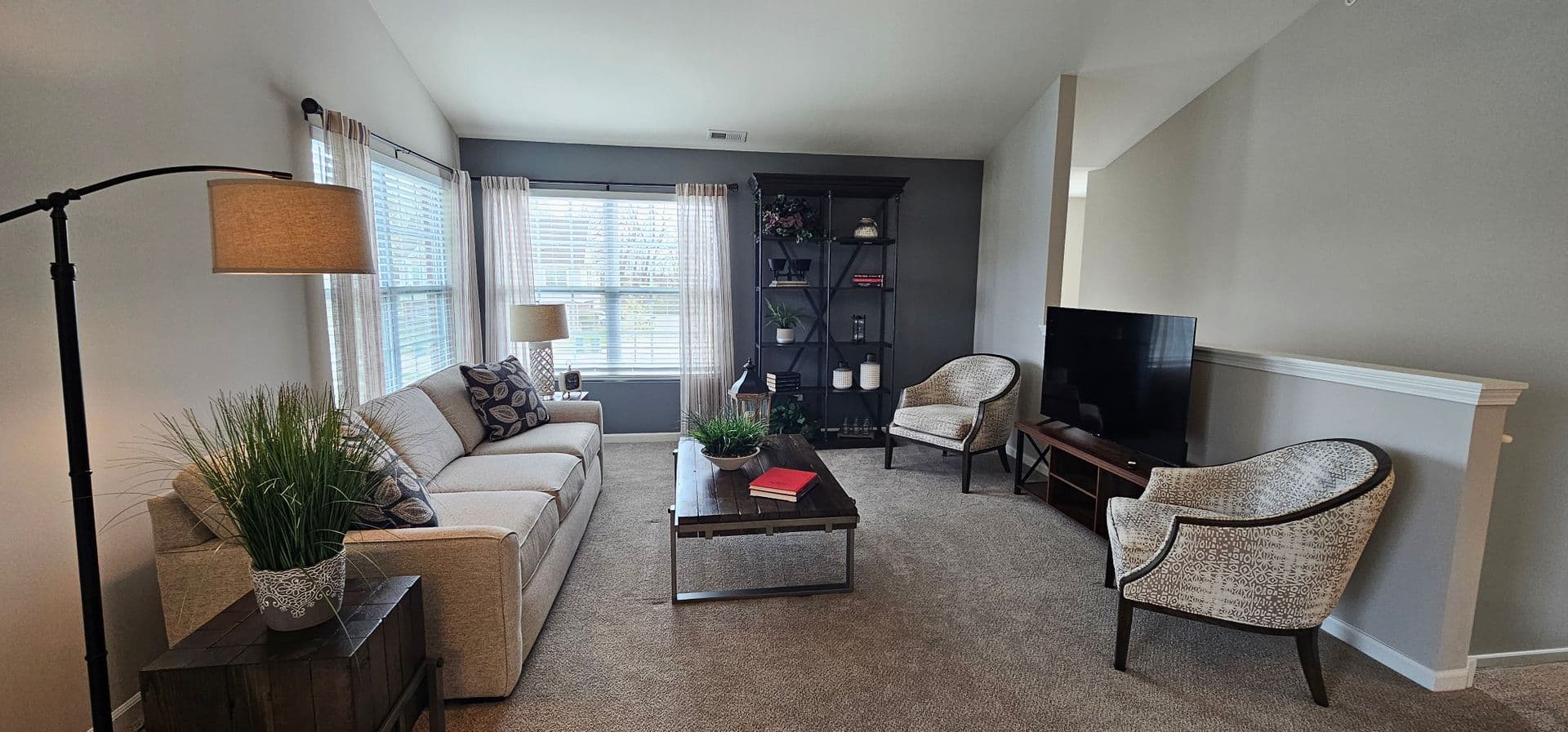 Joliet Apartment: 4300-4330 Timber Ridge Ct