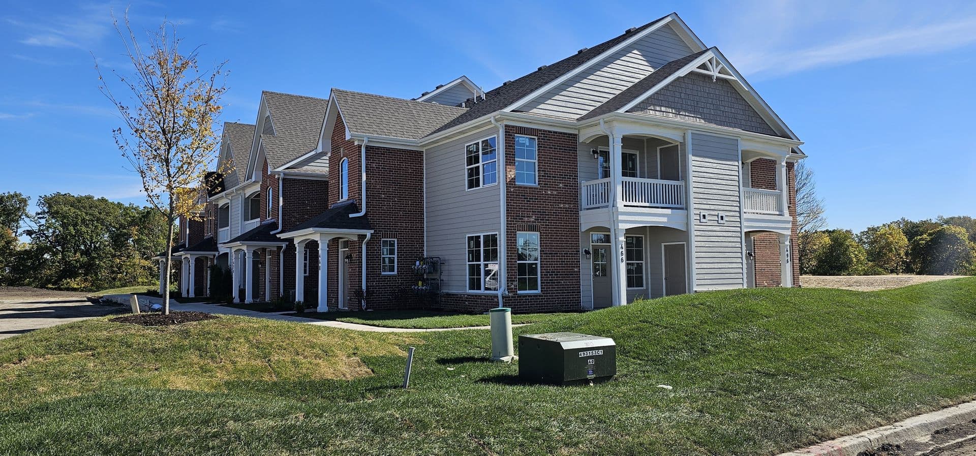 Joliet Apartment: 434-464 Timber Pointe Drive