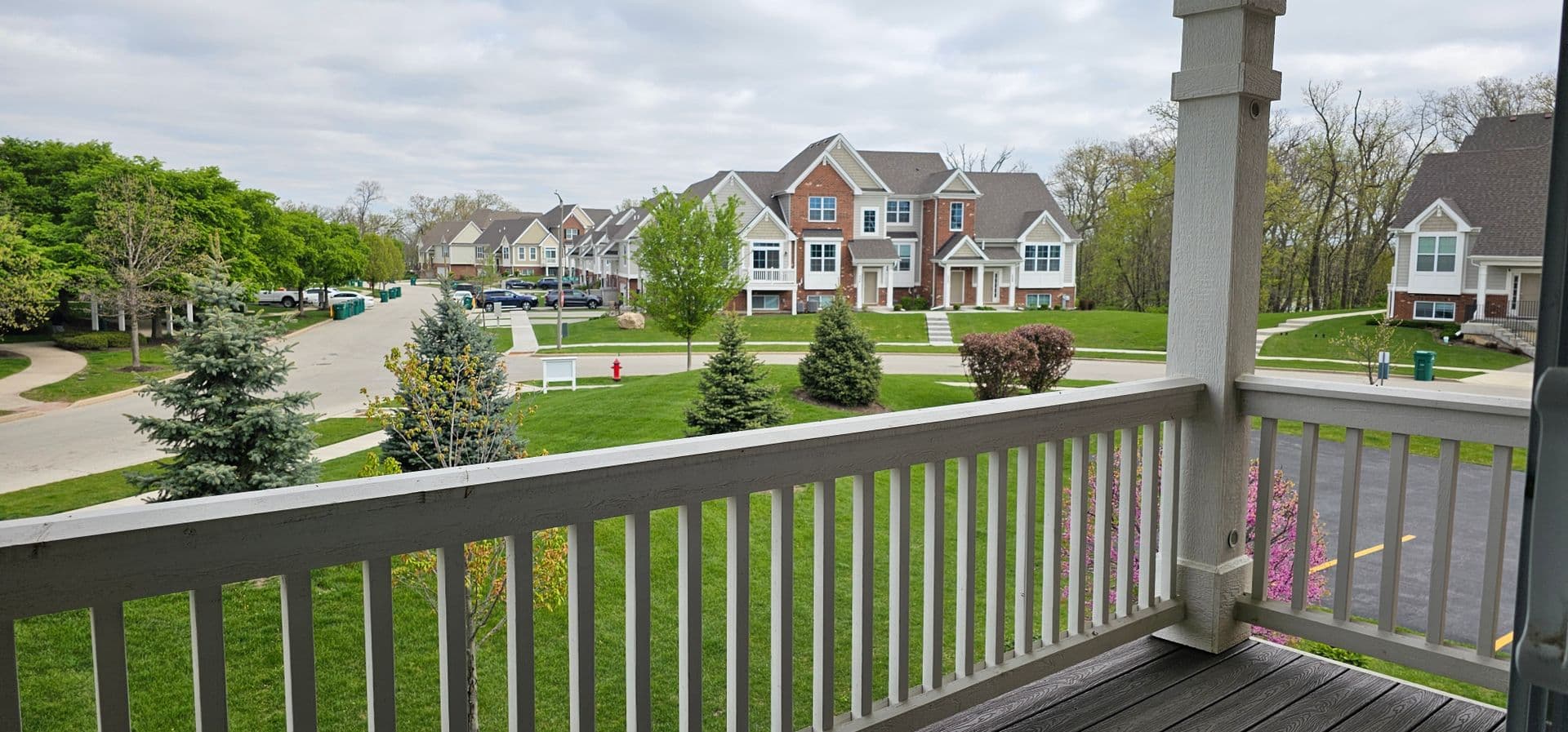 Joliet Apartment: 4300-4330 Timber Ridge Ct