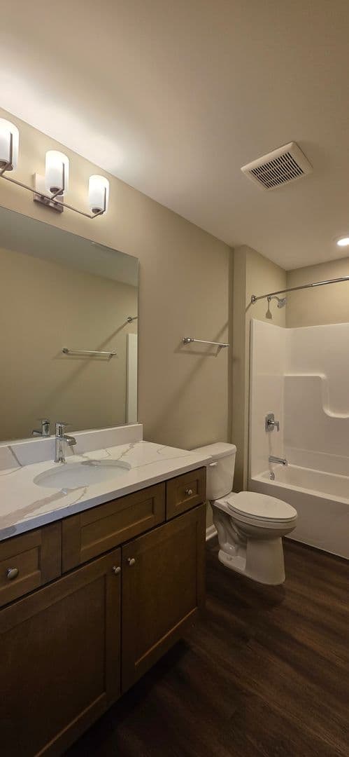 Joliet Apartment: 394 Timber Pointe Drive