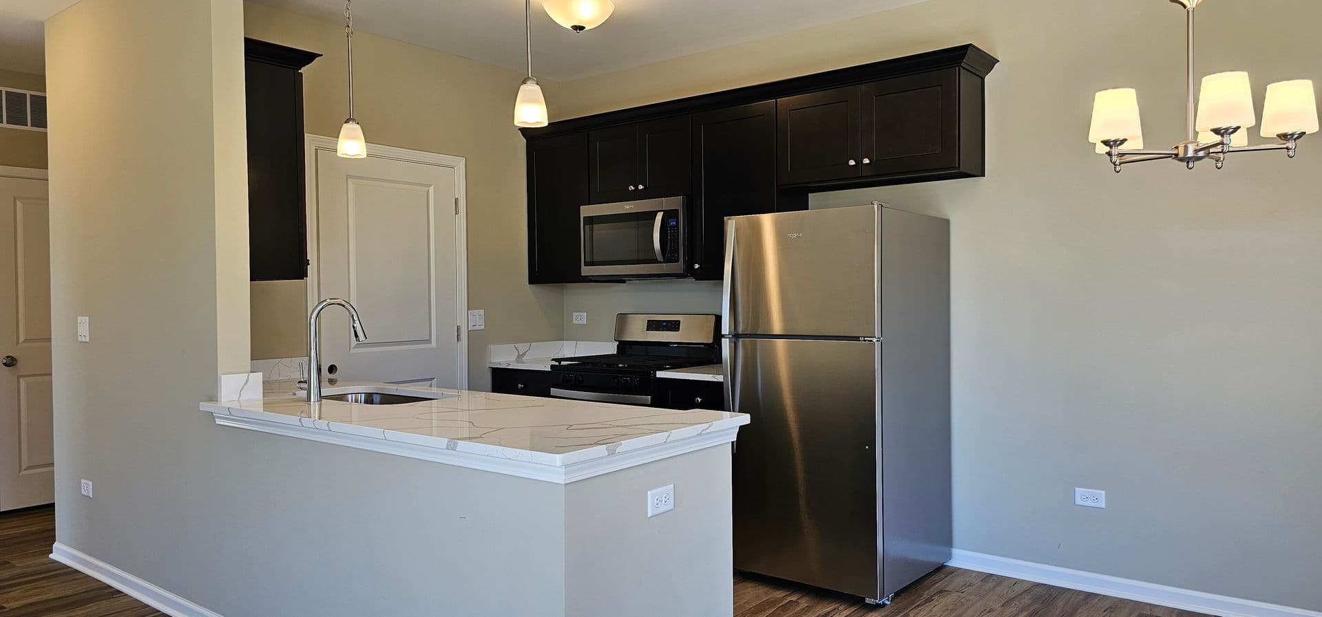 Joliet Apartment: 434-464 Timber Pointe Drive