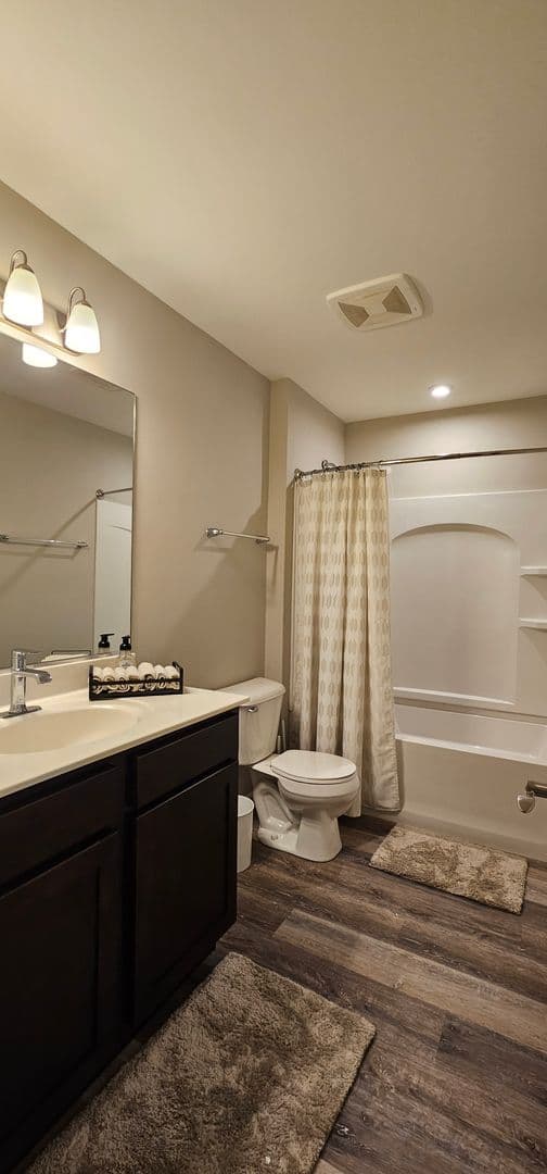 Joliet Apartment: 4300-4330 Timber Ridge Ct